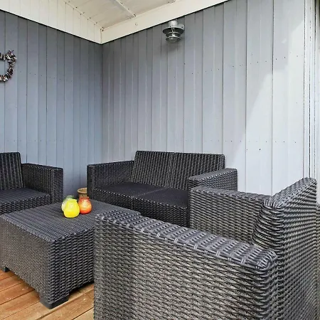 Feriehus Three-bedroom Holiday In 4 *